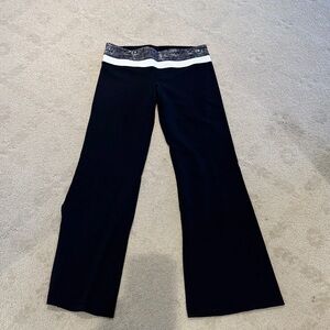 Black Wide Leg  lululemon Yoga Pants with Decorative Waistband